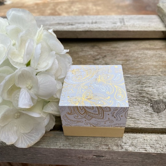 NWT CHARTER CLUB SILVER TONE RED, WHITE & BLUE CUBIC ZIRCONIA RING - 5 - Picture 6 of 7